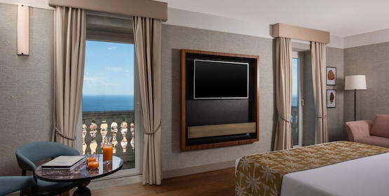 NH Collection Taormina